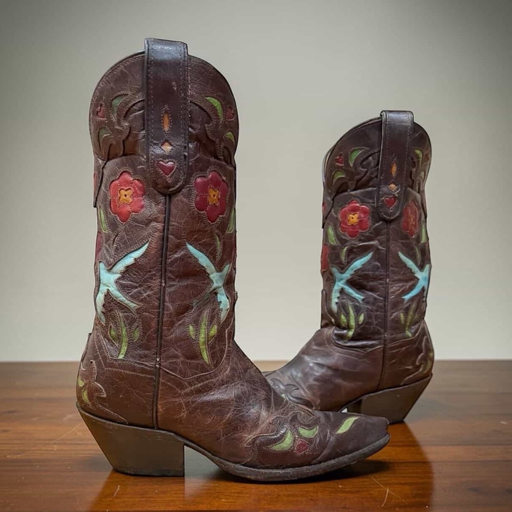 1990s Dan Post “Bluebird” Inlay — Women’s 6 M
Vintage Cowboy Cowgirl Boots